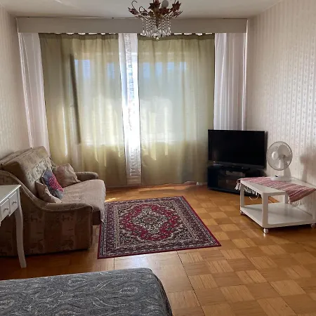Frendlen Papiniidu Пярну