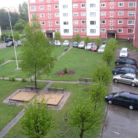 Frendlen Papiniidu Apartament *