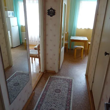 Apartament Frendlen Papiniidu Parnawa
